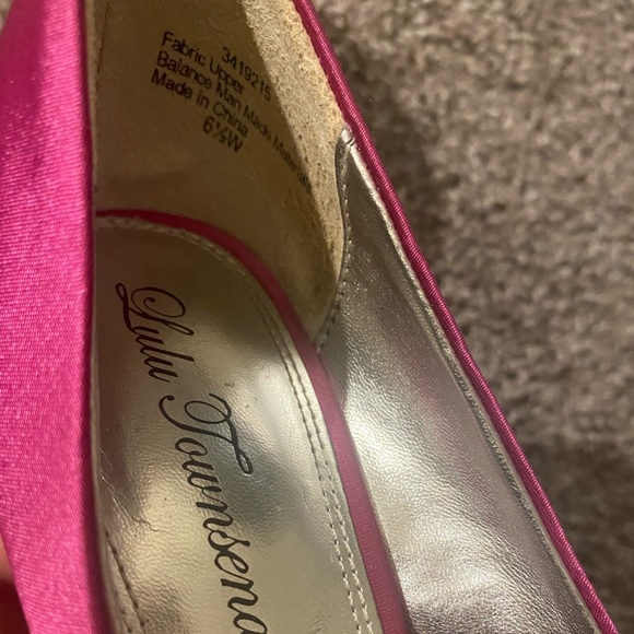 Bright pink heels with bow - Picture 6 of 6